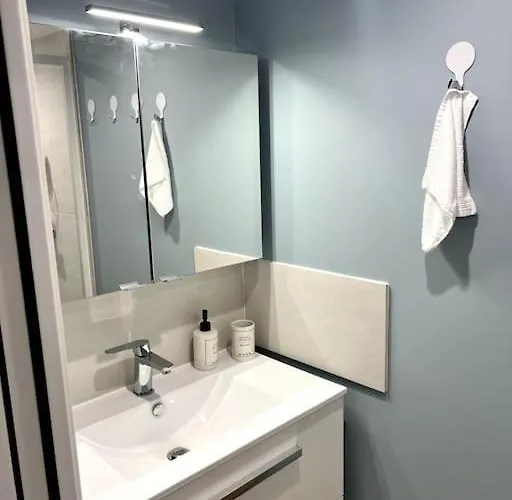 Cosy, Calme Proche Centre